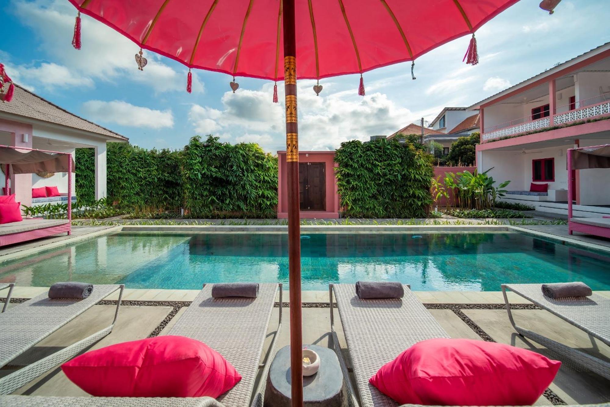 مبيت وإفطار جيمباران Pinkprivate Balangan - For Cool Adults Only المظهر الخارجي الصورة